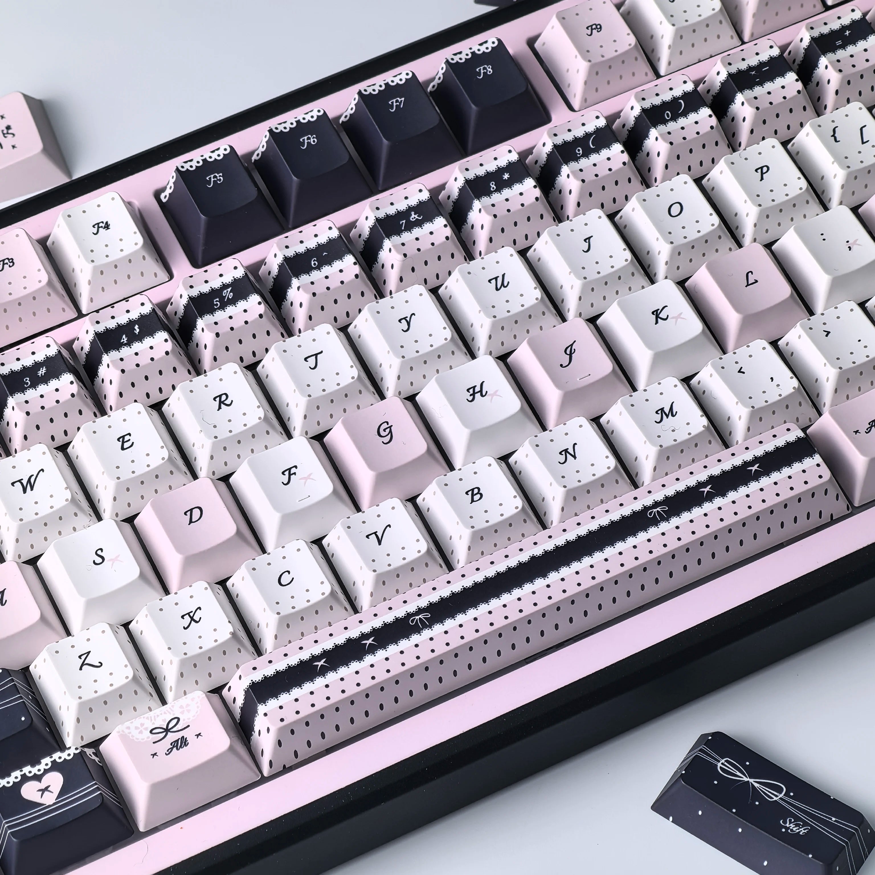 MAIMOOO Lolita Style Keycaps Pbt Moa Cherry Cute Blue Pink Black Customized Sublimation Keycaps AZERTY Alice Layout